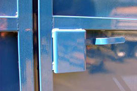 Security Container Enclosed with Heavy Duty Secure Door Handles